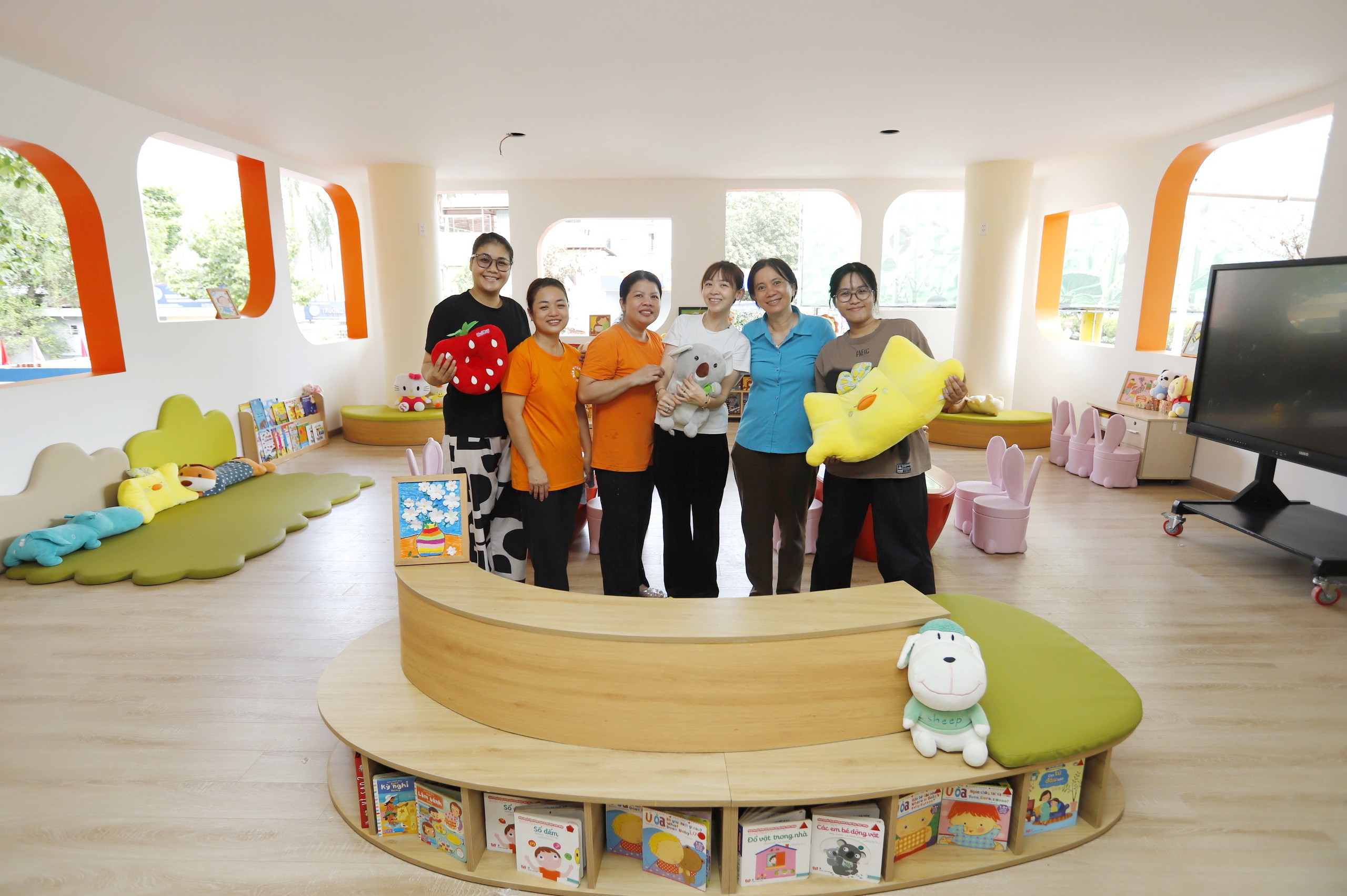 Trường học TP.HCM tất bật