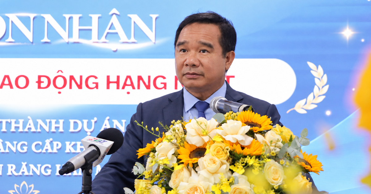Chủ tịch UBND TP.HCM: Máy móc hiện đại đến đâu cũng không thay thế được vai trò người thầy thuốc