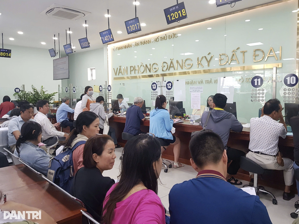 TPHCM: Thay đổi quan trọng khi người dân đi làm thủ tục nhà đất - 1