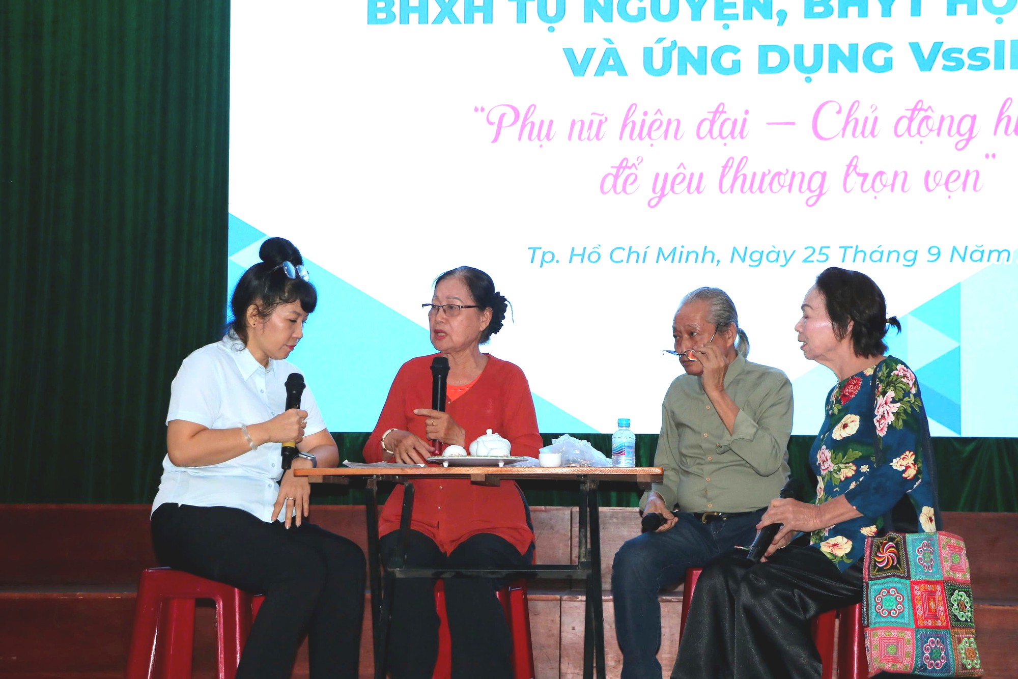 8 đội tranh tài tại hội thi tuyên truyền chính sách BHXH, BHYT ở TP.HCM - Ảnh 4.