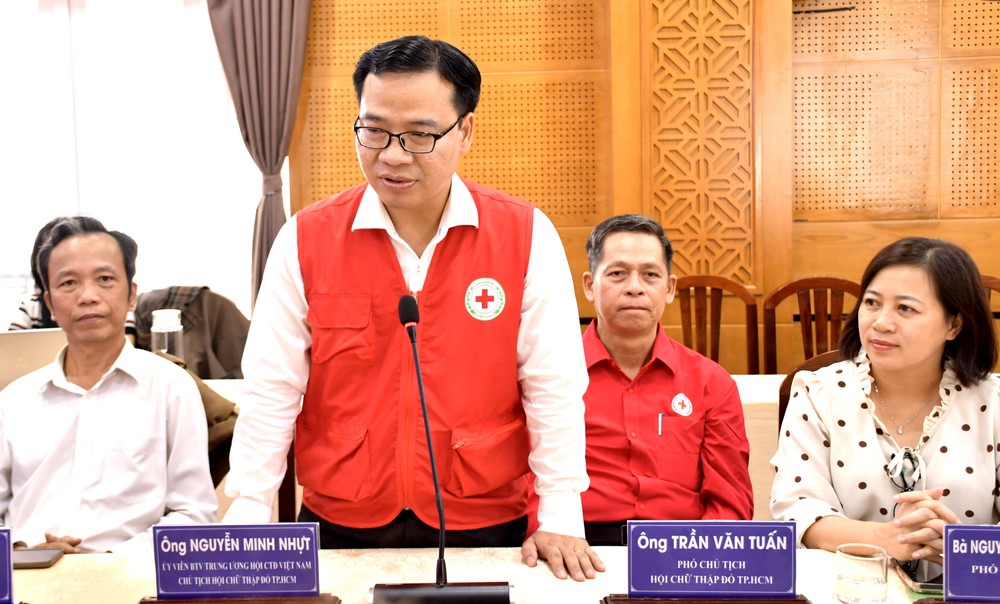 Ông Nguyễn Minh Nhựt, Chủ tịch Hội Chữ thập đỏ TPHCM phát biểu tại lễ ký kết chương trình phối hợp 1b.jpeg