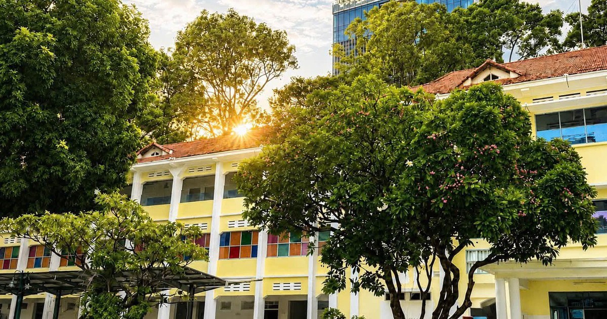 'Thay áo mới' cho tòa nhà gần trăm tuổi mang kiến trúc Pháp của Bệnh viện Từ Dũ