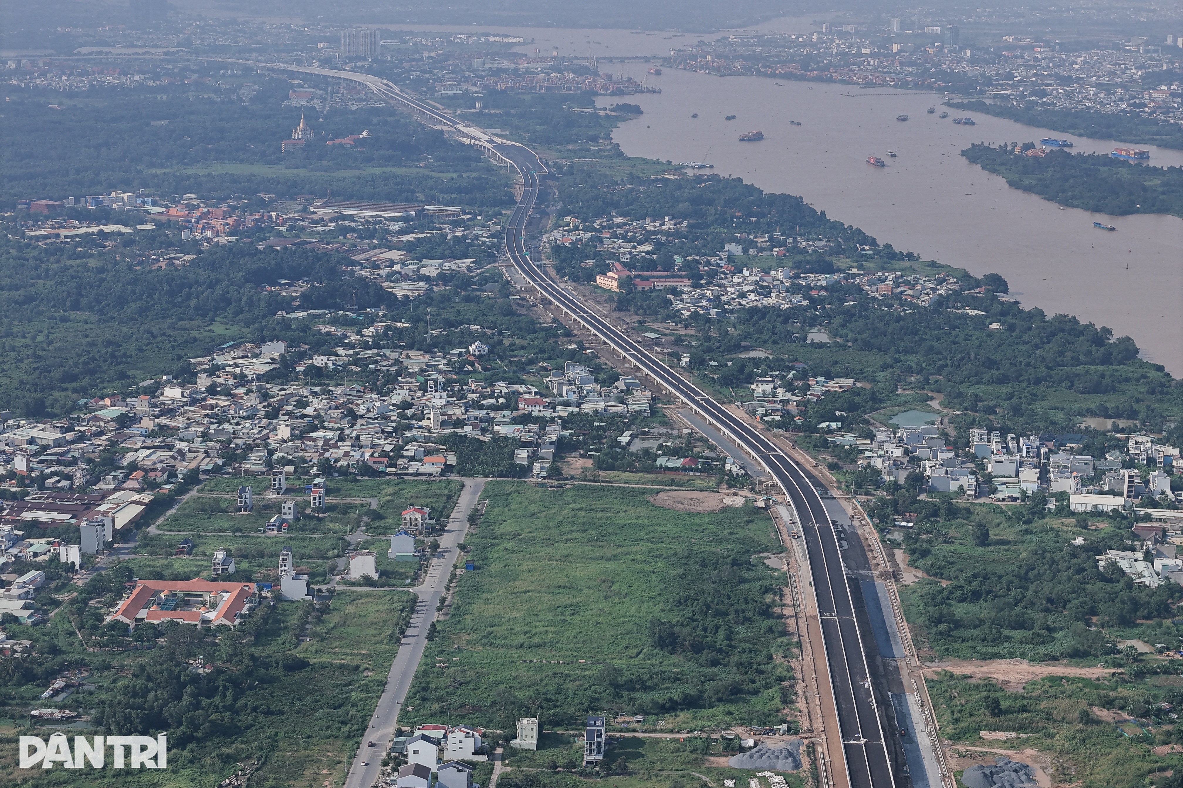 Ngắm 9km tường chống ồn lần đầu xuất hiện trên Vành đai 3 TPHCM - 15 Ngắm 9km tường chống ồn lần đầu xuất hiện trên Vành đai 3 TPHCM - 15