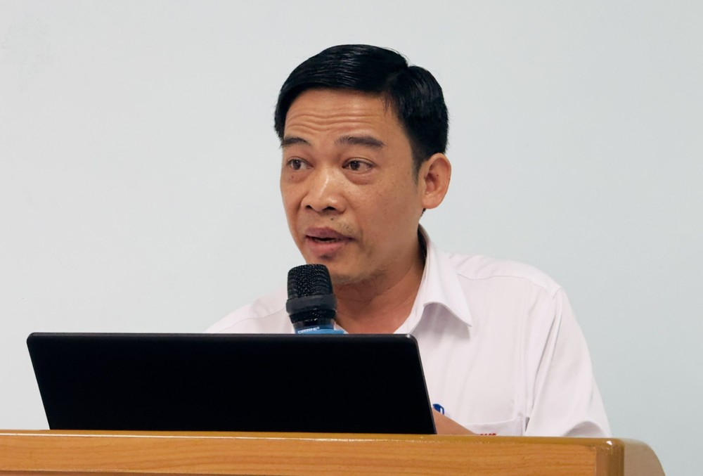 Ông Nguyễn Văn Khá, Đại diện Ban Kinh doanh Tổng Công ty Điện lực TPHCM chia sẻ về mô hình đo lường thông minh gắn liền với chuyển đổi số. Ảnh: ĐÌNH DƯ f2547cba2dd0ad8ef4c1.jpg