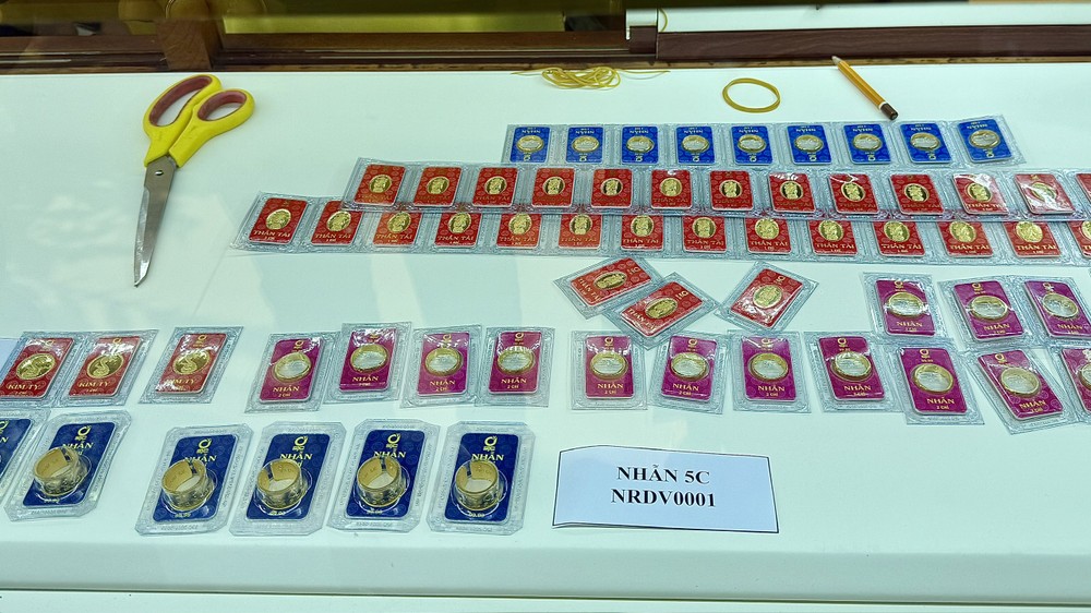 Vàng nhẫn SJC. Ảnh: NHUNG NGUYỄN