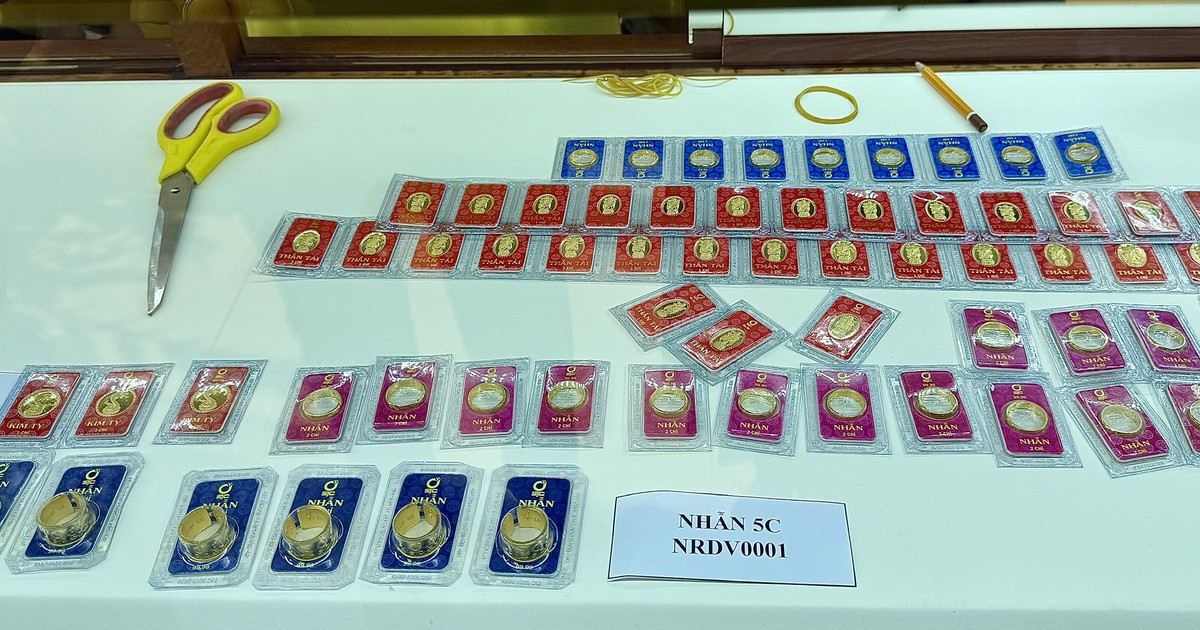 Sáng 3-10, giá vàng giảm 600.000 đồng/lượng