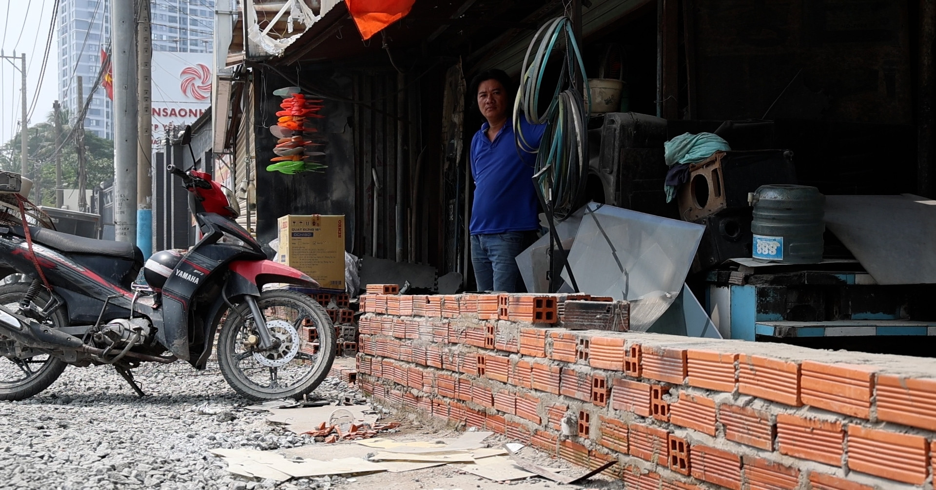 Chủ tịch phường ở TPHCM lên tiếng sau phản ánh đường cao hơn nền nhà gần 1m