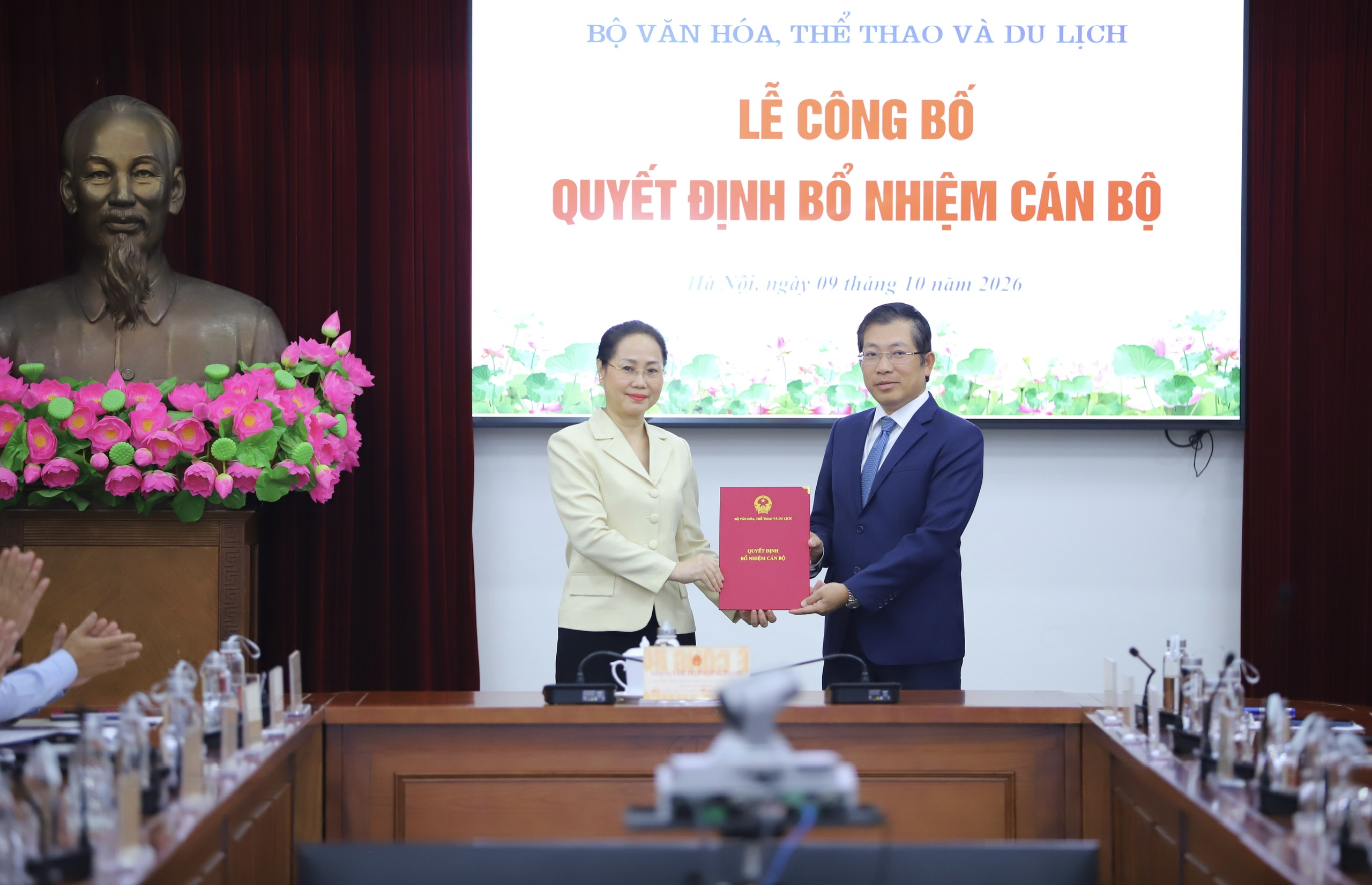 Ông Lưu Đình Phúc làm Cục trưởng Cục Xuất bản và Thư viện, ông Lê Quang Tự Do làm Cục trưởng Cục Báo chí - Ảnh 4.