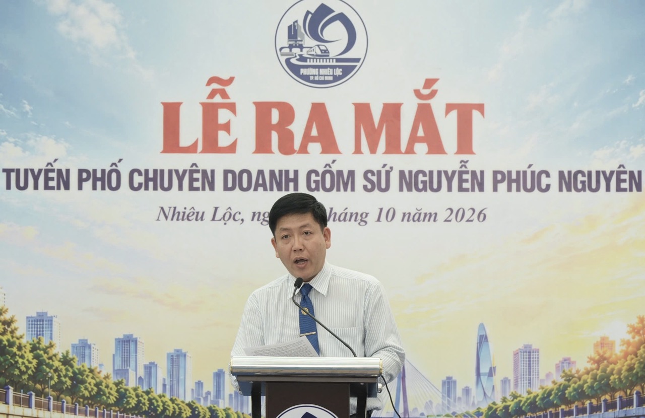Ra mắt phố chuyên doanh gốm sứ đầu tiên giữa lòng TP.HCM- Ảnh 2.