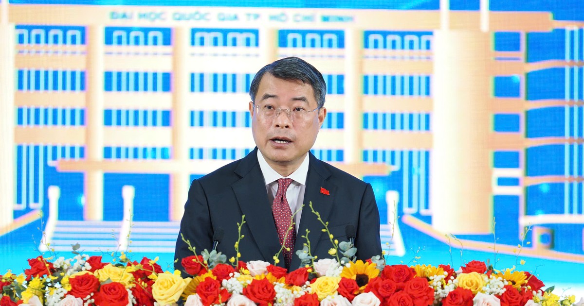 Thủ tướng Lê Minh Hưng: Đại học Quốc gia TPHCM phải thể hiện quyết tâm cao hơn với những khát vọng lớn hơn