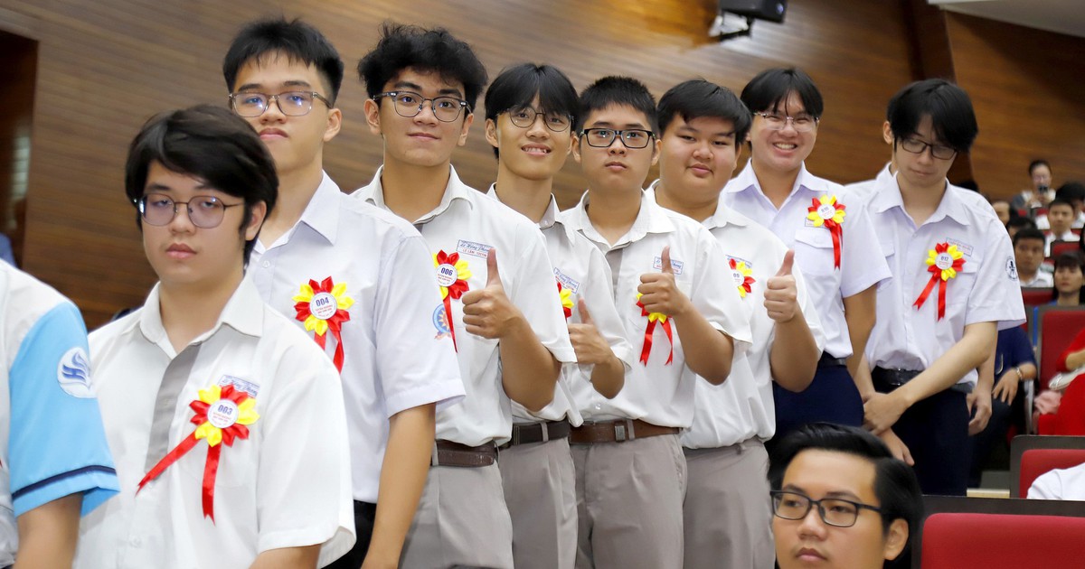 TP.HCM công bố danh sách đội dự tuyển thi học sinh giỏi quốc gia với 364 học sinh