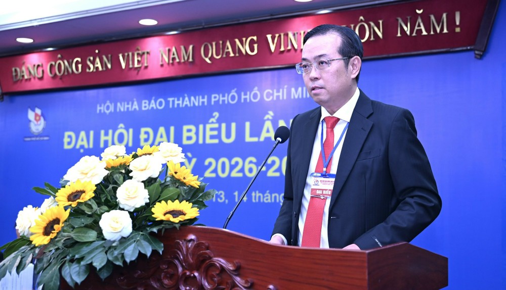 Đồng chí Lê Văn Minh, Thành ủy viên, Tổng Giám đốc Cơ quan Báo và Phát thanh, Truyền hình TPHCM được bầu làm Chủ tịch Hội Nhà báo TPHCM nhiệm kỳ 2026-2031. Ảnh: VĂN MINH hội nhà bao 3.jpg