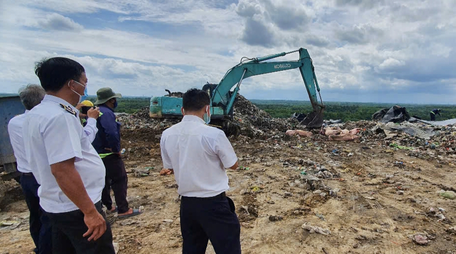 Lãnh đạo Chi cục Chăn nuôi và Thú y TP.HCM: Tăng cường kiểm soát chất cấm, bảo vệ bữa ăn gia đình - Ảnh 2.