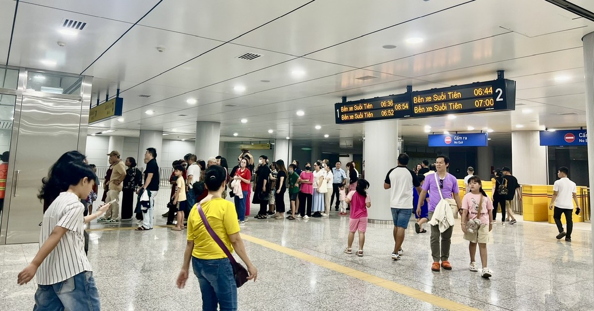 Metro Bến Thành - Suối Tiên tạm ngưng hoạt động do mất điện