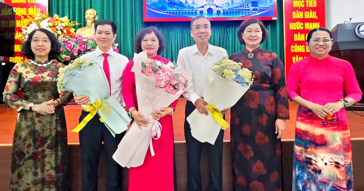 2.462 hiệu trưởng, hiệu phó chuyển sang làm giáo viên sau sắp xếp trường học ở TP.HCM