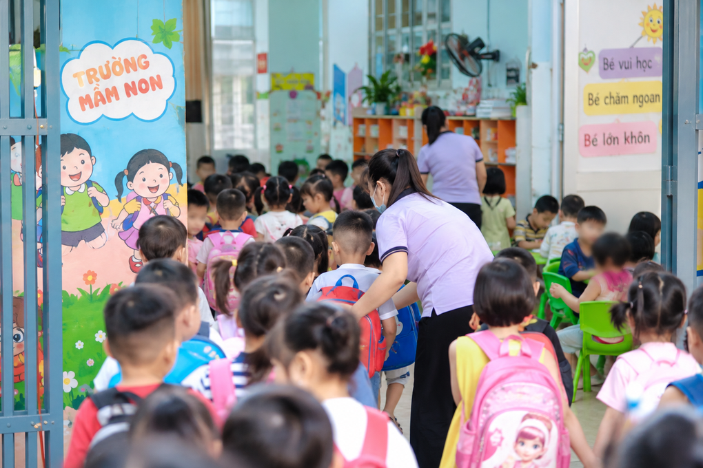 Quy định tối đa 70 trẻ, nhiều cơ sở mầm non ở TPHCM vẫn nhận hơn 100 trẻ - 1