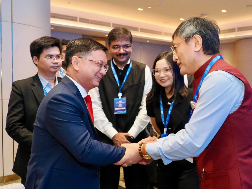 Phó Chủ tịch UBND TPHCM Nguyễn Mạnh Cường tham dự Diễn đàn Công nghệ Tương lai Việt Nam - Ấn Độ 2026 tại TPHCM. Ảnh: HOÀNG HÙNG 1792987709031_4970179030617774556_g3845582915891695483_1aff925e5bb14b194f562faa09f7dbae.jpg