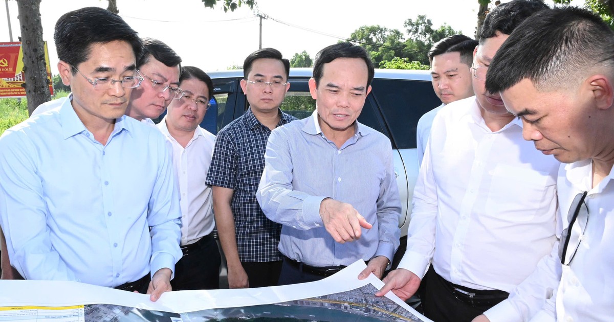 Bí thư Thành ủy TPHCM Trần Lưu Quang kiểm tra tiến độ xây dựng hạ tầng kỹ thuật Khu đô thị mới Thủ Thiêm