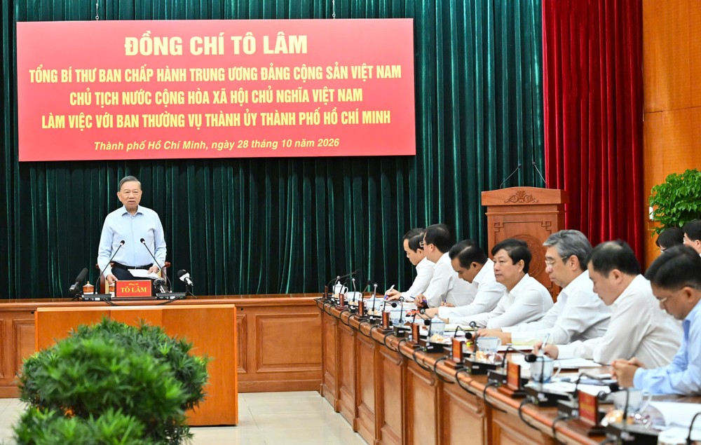 Tổng Bí thư, Chủ tịch nước Tô Lâm chủ trì buổi làm việc. Ảnh VIỆT DŨNG 1793176036574_5842312963394305847_5842312963394305847_9dbab2c0ef5b0973627f91db0bd4f92c.jpg