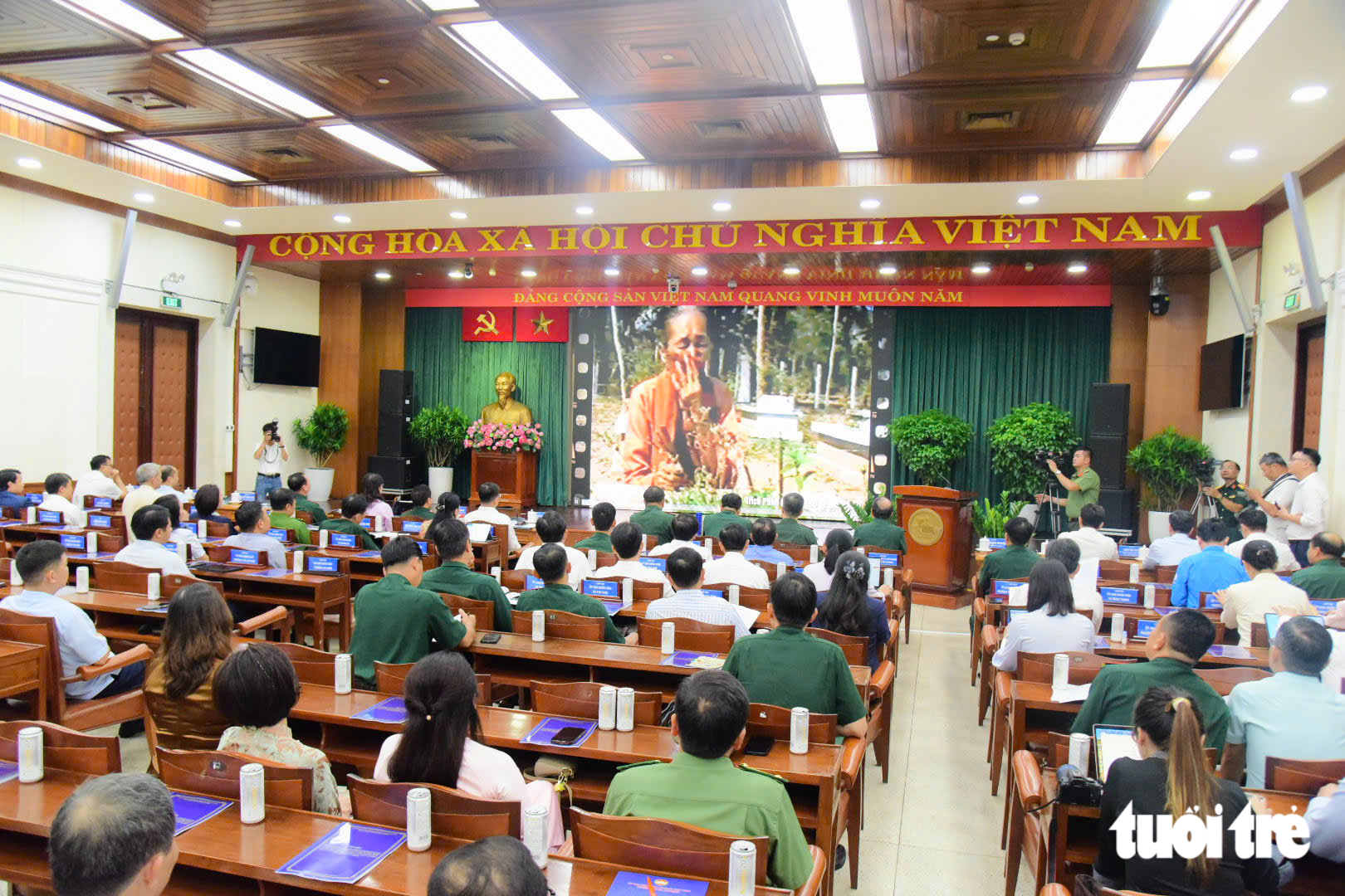 'Người dân đặt niềm tin rất lớn vào hành trình tìm kiếm hài cốt liệt sĩ' - Ảnh 1.