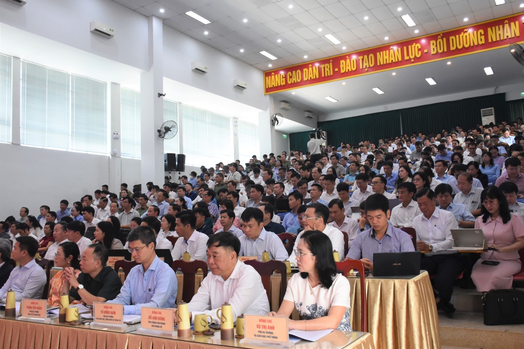 Bộ GD&ĐT sẽ tăng cường camera trong phòng thi tốt nghiệp 2027